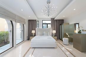 Exclusive Palm Villa - Mint Stay