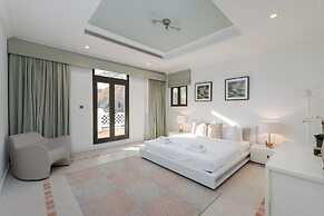Exclusive Palm Villa - Mint Stay