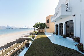 Exclusive Palm Villa - Mint Stay
