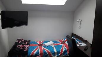 IN Club Hostel