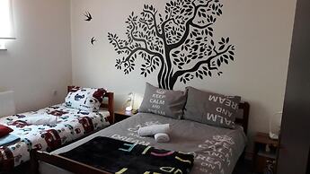 IN Club Hostel