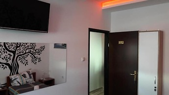 IN Club Hostel
