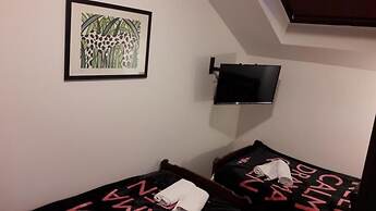 IN Club Hostel