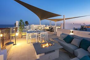 Apartment Overlooking Benagil Beach With Pool