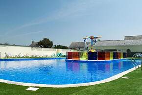 Bude - Cabin - Sleeps 6 - Parking - Pool