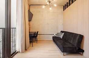Stylish Private Room City Views & Prime Location