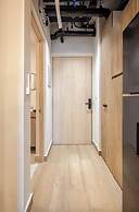 Stylish Private Room City Views & Prime Location