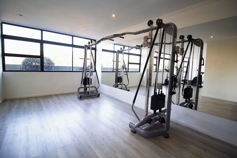 2BR-2BA - Rivonia Residence 1