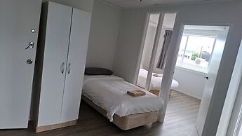 2 Double 5 Single 2 Sofa Beds Suite 1