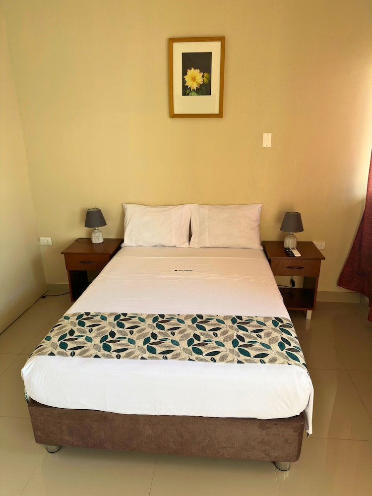 CASA BLANCA HOTEL