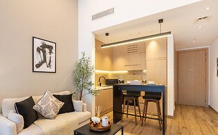 Studio in JVC near Circle Mall