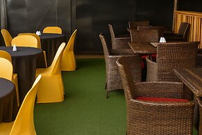 Noaz Hotel