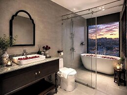 Lumina Dalat Premium hotel