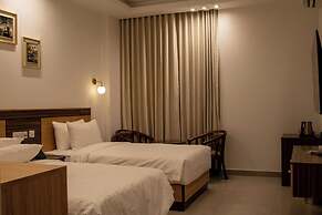 4 Guys Hotels