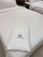 4 Guys Hotels