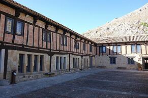 Posada Santa Maria La Real