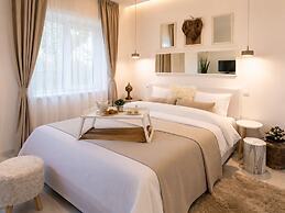 Metropole Apartments Romana Square
