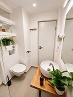 Metropole Apartments Romana Square