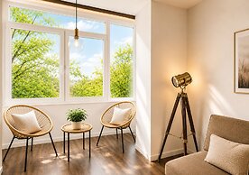 Metropole Apartments Romana Square