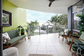 Luxury Cairns Stay with Pool and BBQ