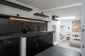 Illusion Suites