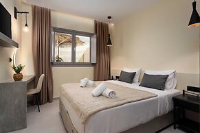 Illusion Suites