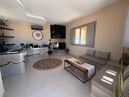 Illusion Suites