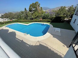 Marbella - House - Sleeps 4 - Pool - Sea View