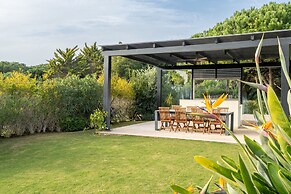 Fairview Villa by Cadenzalux