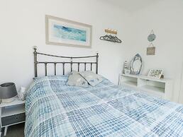 63 Kingsland Road