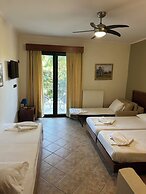 Agriani Hotel