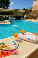 Aquamare Studios Pool and Seaview Escape