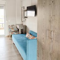Aquamare Studios Pool and Seaview Escape