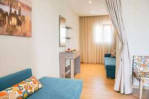 Aquamare Studios - Seaview Suite & Pool Bliss