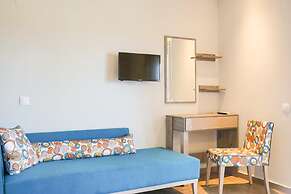 Aquamare Studios - Seaview Suite & Pool Bliss