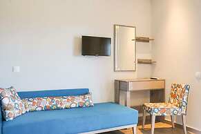 Aquamare Studios - Seaview Suite & Pool Bliss