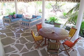 Baobab Village
