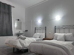 Hostal Alonso No Limit Madrid