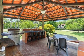 3-BD Home with Pool, Walk to Beach