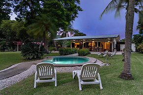 3-BD Home with Pool, Walk to Beach