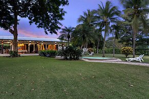 3-BD Home with Pool, Walk to Beach