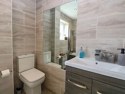 6 Barleycroft