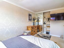 6 Barleycroft