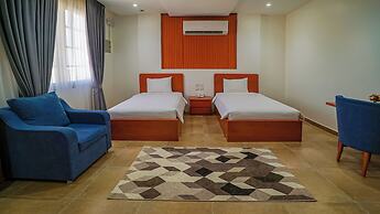 Express City Hotel