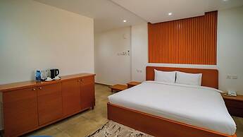 Express City Hotel