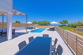 Blue Oyster Beach Villas