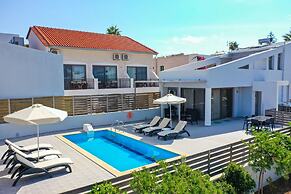 Blue Oyster Beach Villas