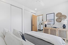 Sophisticated Modern Home w/ Ocean Views, Gorgeous Master Suites & Pri