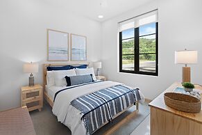 Sophisticated Modern Home w/ Ocean Views, Gorgeous Master Suites & Pri