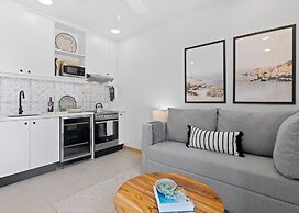 Sophisticated Modern Home w/ Ocean Views, Gorgeous Master Suites & Pri